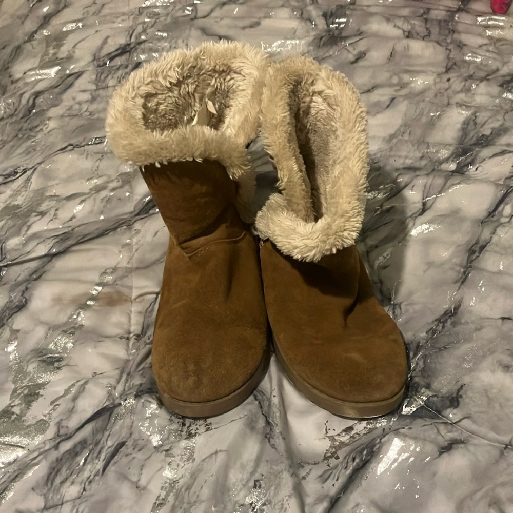 Boots brown